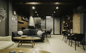 Tiras Patong Beach Hotel